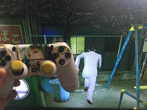 《如龙:极》轻轻松松挂机刷钱方法分享