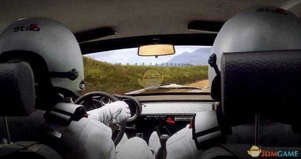 《尘埃拉力赛2.0》游戏特色玩法介绍