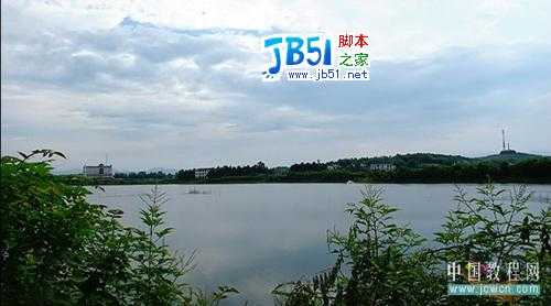 Photoshop:风景照变非主流色调签名图